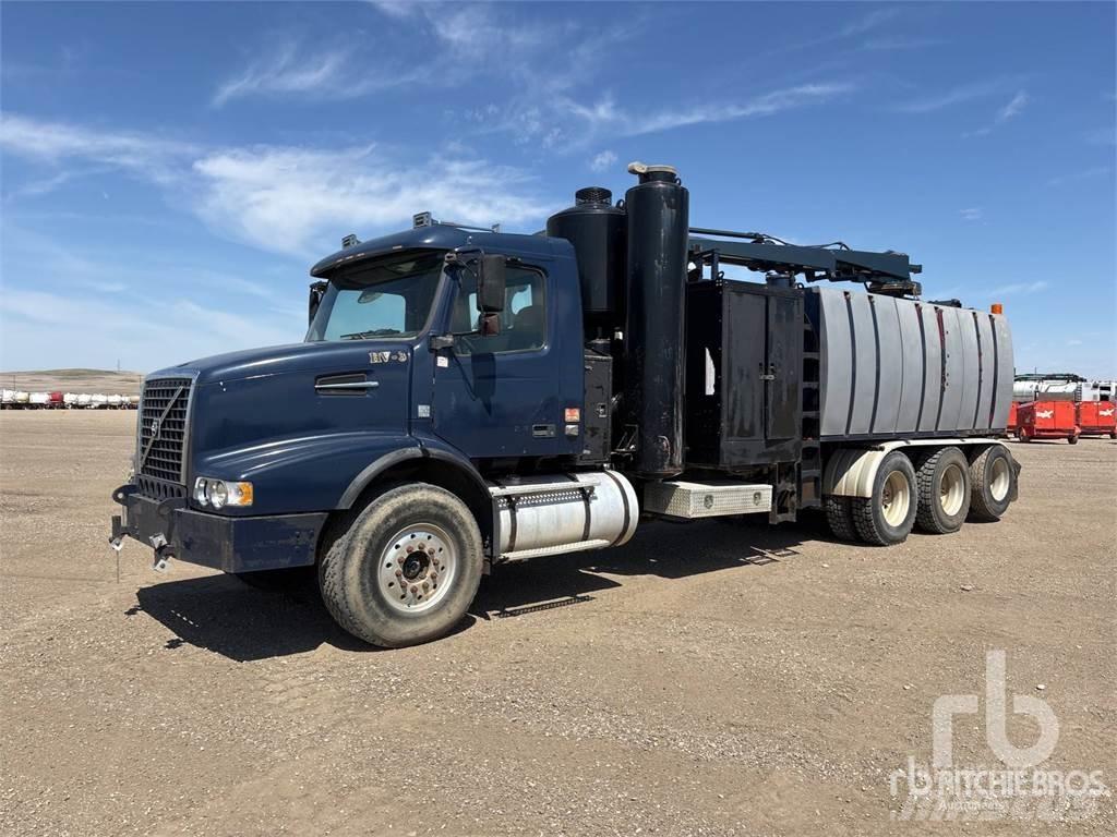Volvo VHD Combi / vacuum trucks