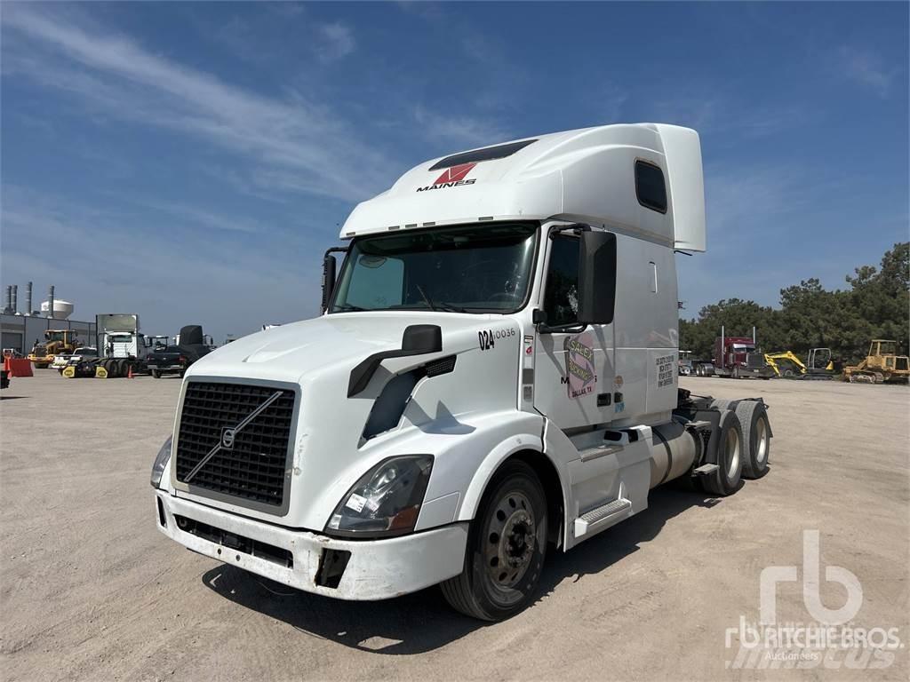 Volvo VNL Tractor Units
