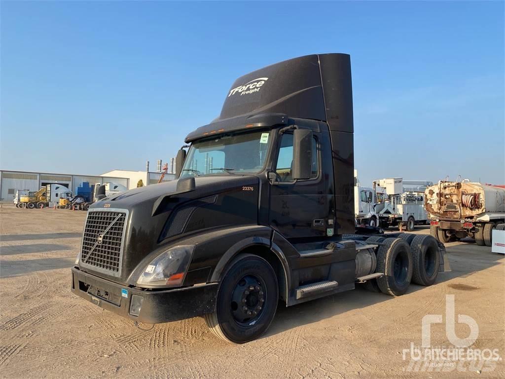 Volvo VNL Tractor Units