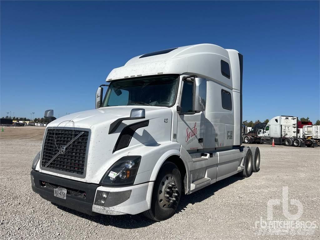 Volvo VNL Tractor Units