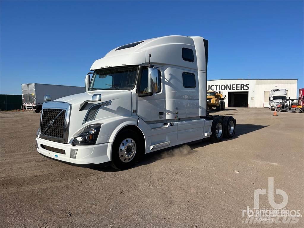 Volvo VNL Tractor Units