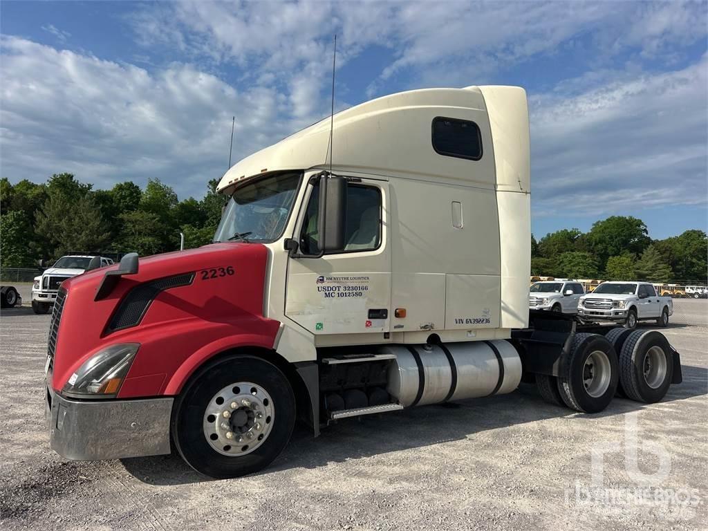 Volvo VNL Tractor Units