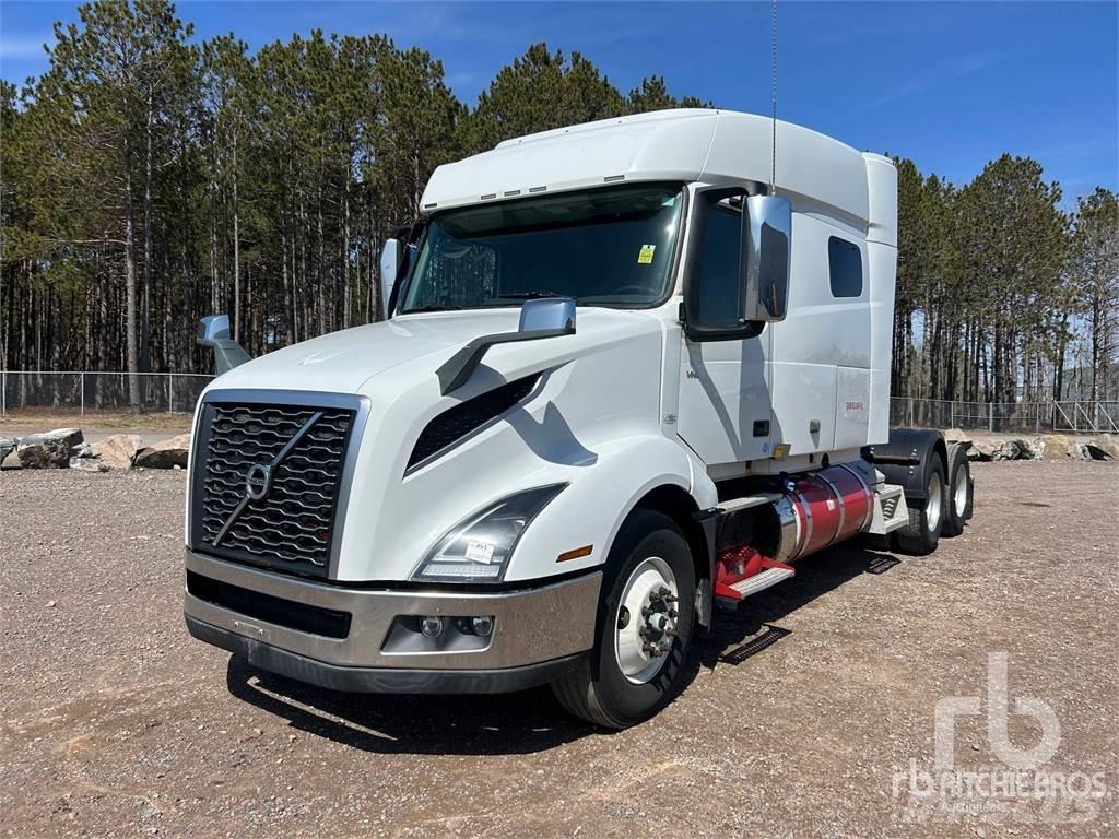 Volvo VNL Tractor Units