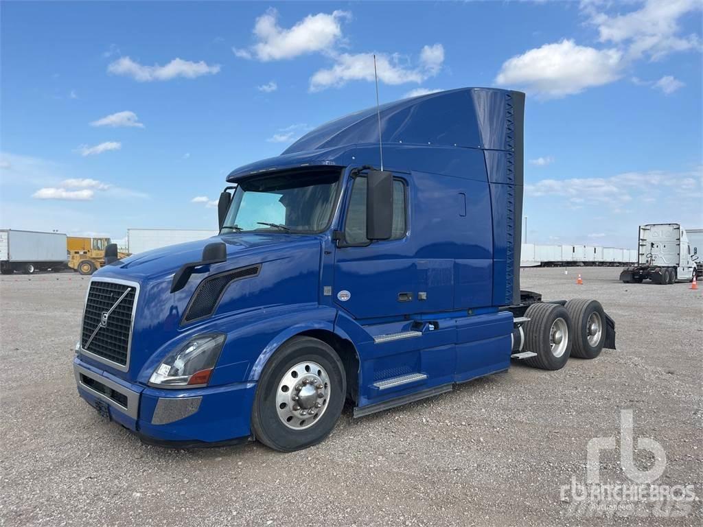 Volvo VNL Tractor Units