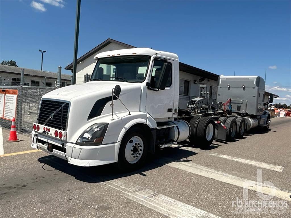 Volvo VNL300 Tractor Units