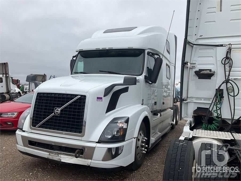 Volvo VNL670 Tractor Units