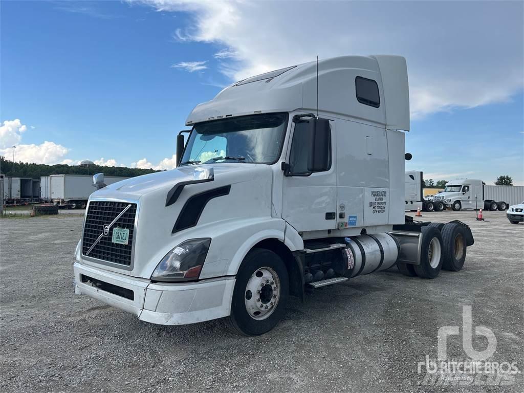 Volvo VNL670 Tractor Units