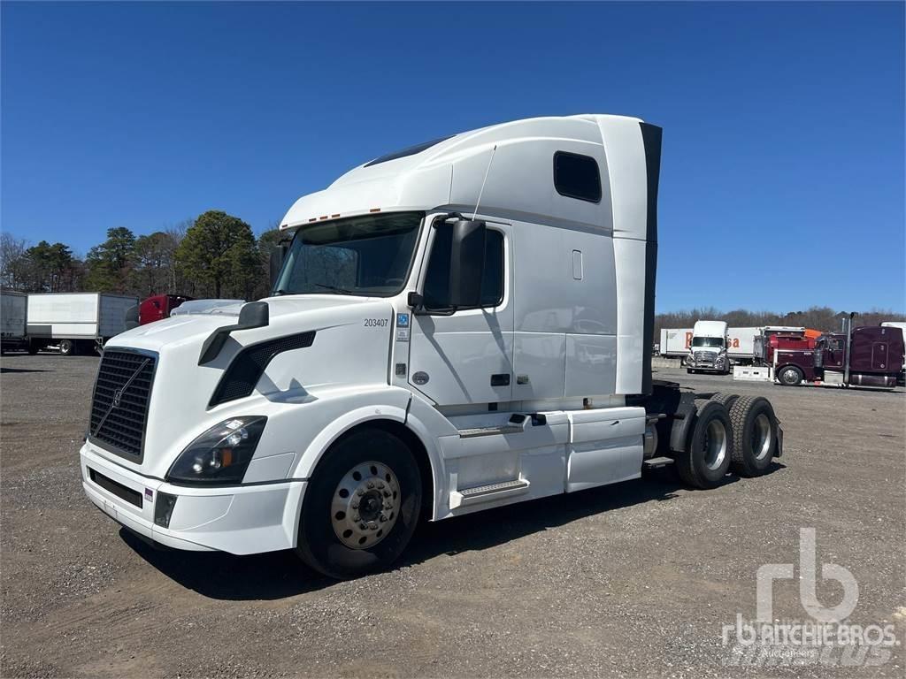 Volvo VNL670 Tractor Units