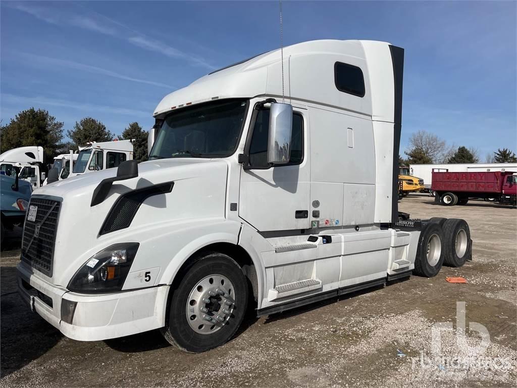 Volvo VNL670 Tractor Units