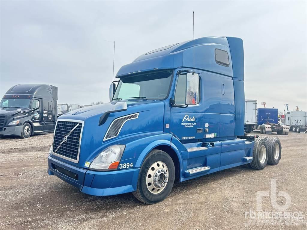 Volvo VNL670 Tractor Units
