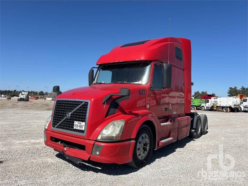 Volvo VNL670 Tractor Units