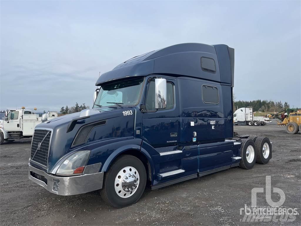 Volvo VNL780 Tractor Units