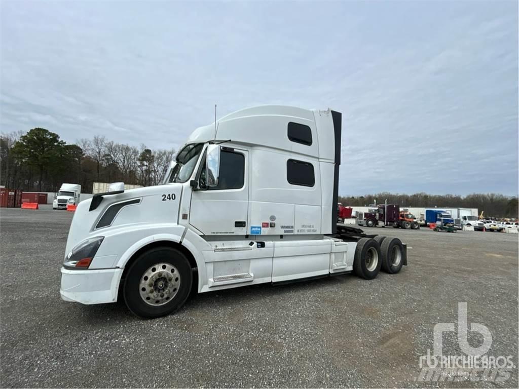 Volvo VNL780 Tractor Units