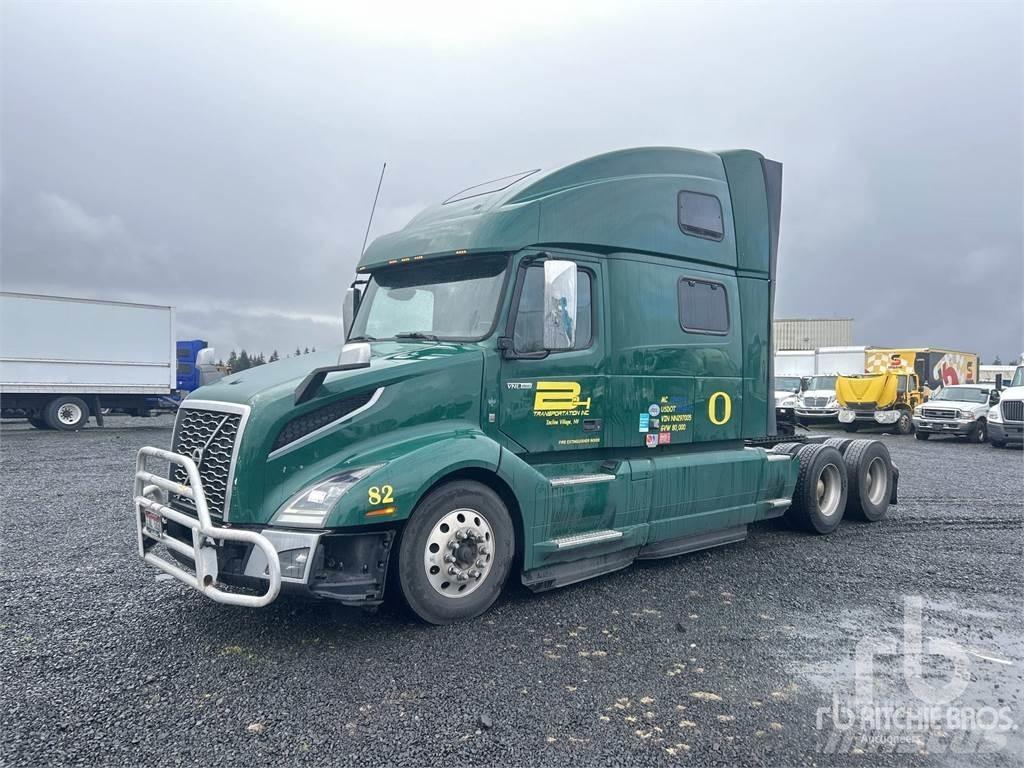 Volvo VNL860 Tractor Units
