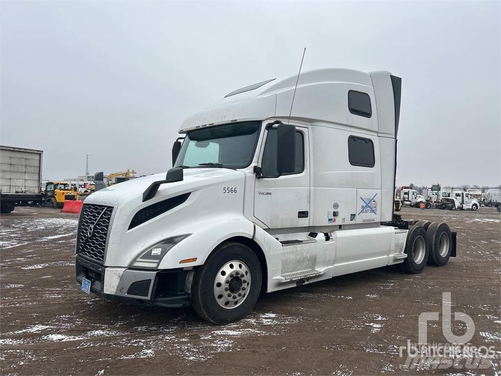 Volvo VNL860 Tractor Units