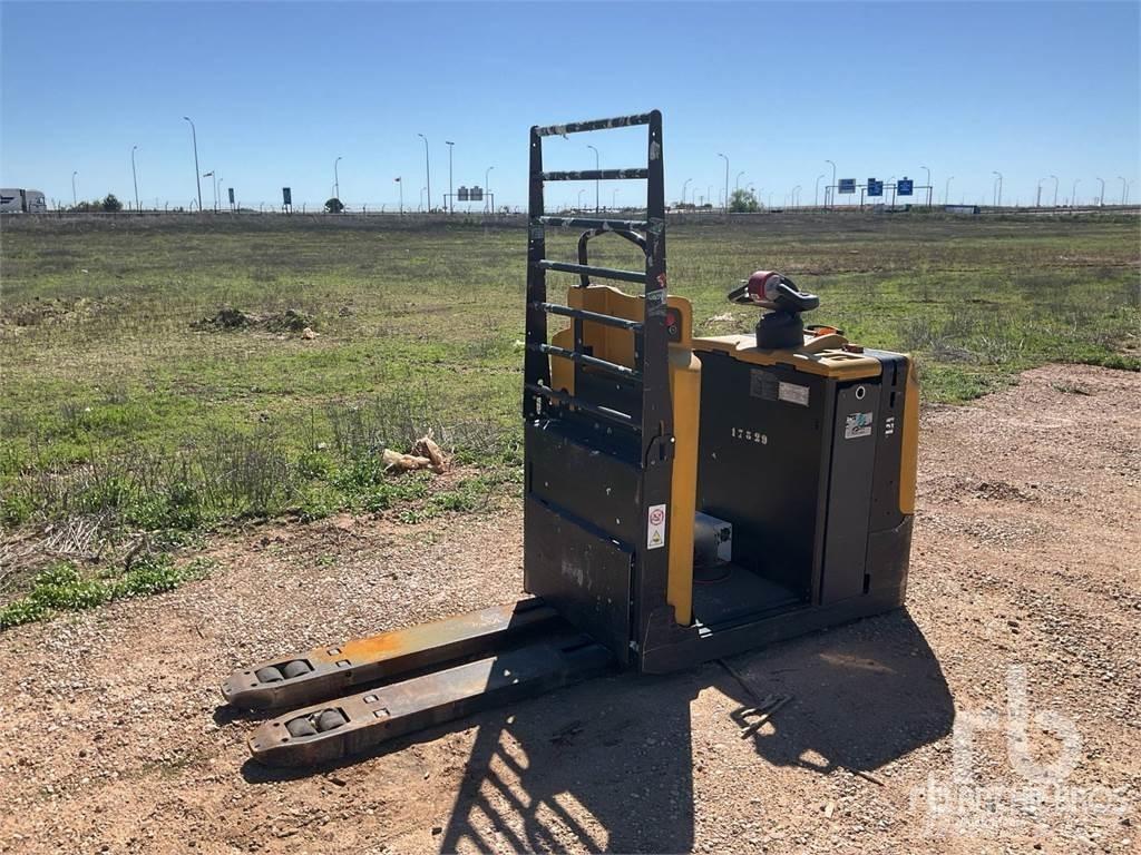 Yale MO20L Pallet racks