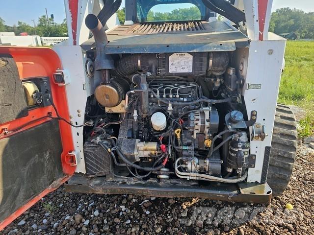 Bobcat T650 Crawler loaders