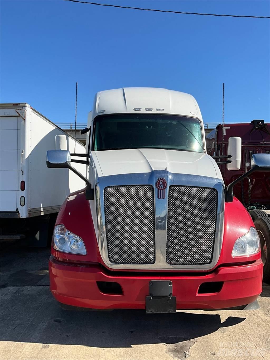 Kenworth T680 Tractor Units