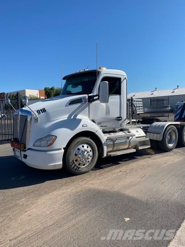 Kenworth T680 Tractor Units