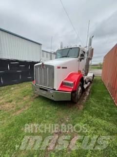 Kenworth T800W Tractor Units