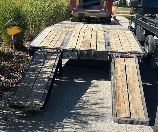 Kraftsman HP-40 Flatbed/Dropside trailers