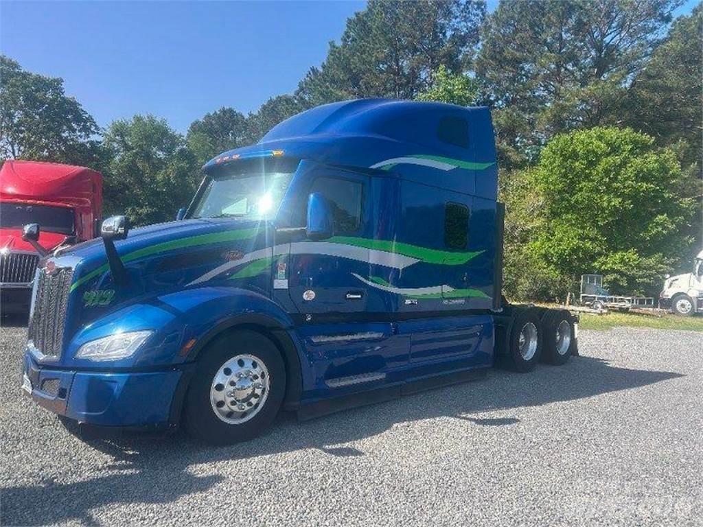 Peterbilt 579 Tractor Units