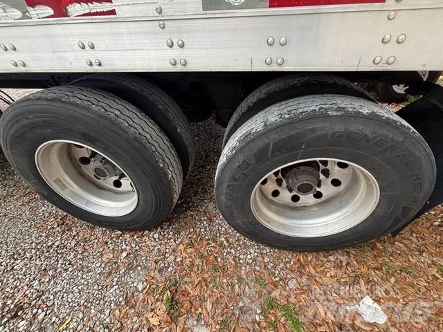 Utility 3000R Vehicle transport trailers