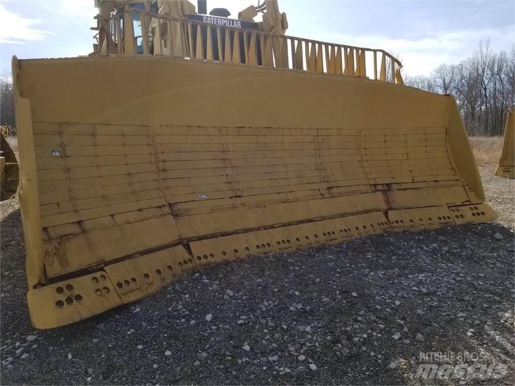 CAT D11N Crawler dozers