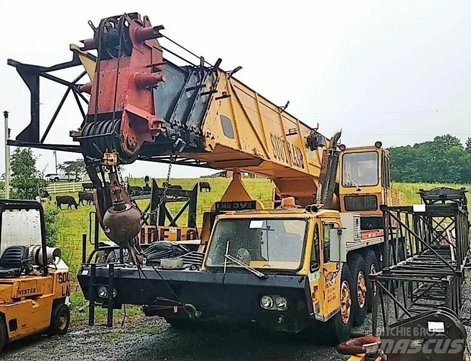 Grove TM800 Crane trucks