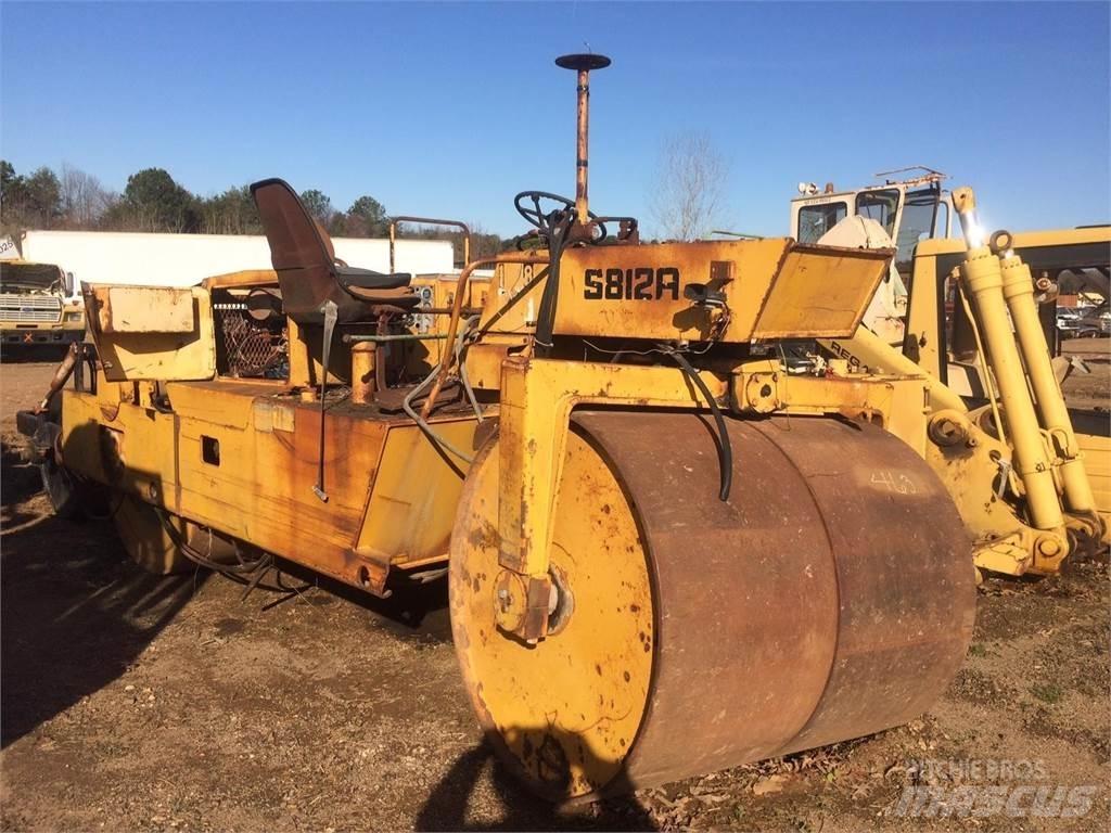Koehring S812A Single drum rollers