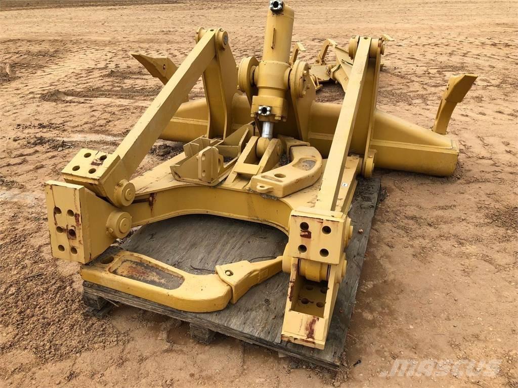  Ripper D6R Scarifiers