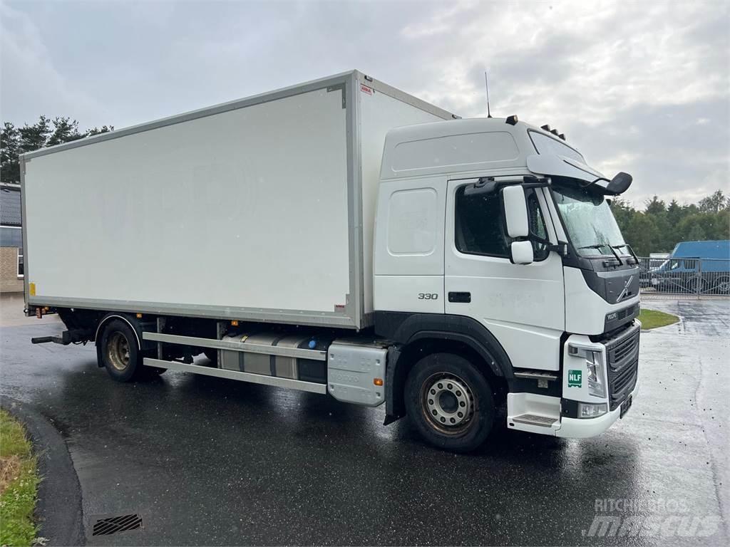Volvo FM330 Box body trucks