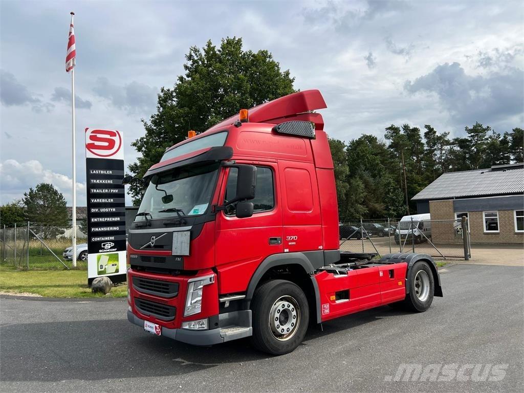 Volvo FM370 Tractor Units