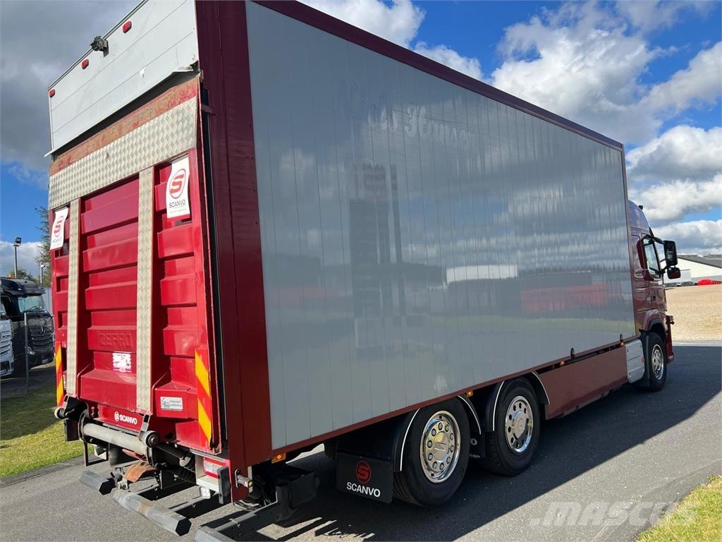 Volvo FM460 Box body trucks