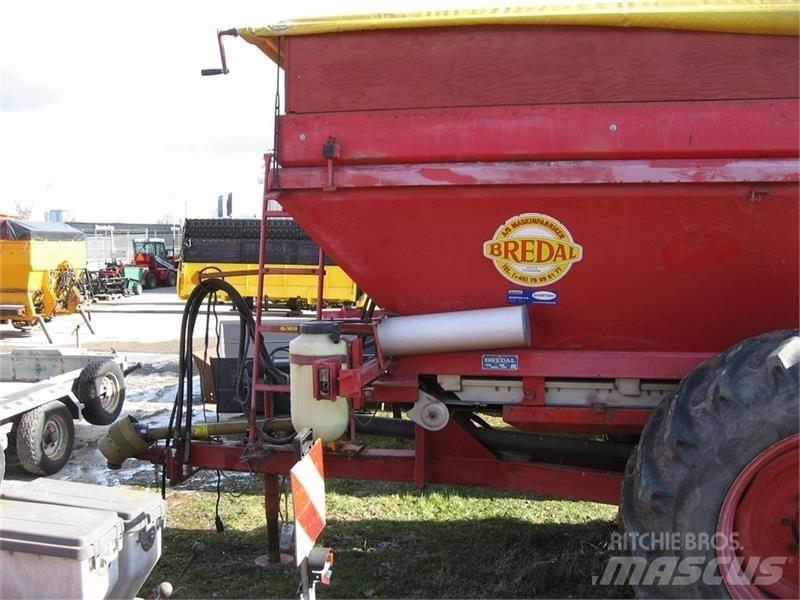 Bredal B 4 Mineral spreaders