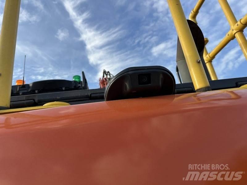 Hitachi ZX130 Crawler excavators