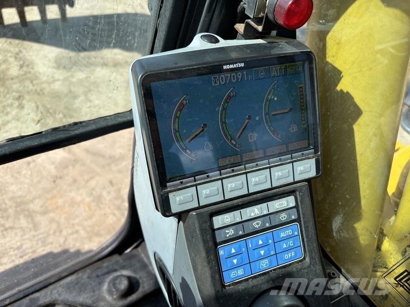 Komatsu PC210 LC-8 Crawler excavators