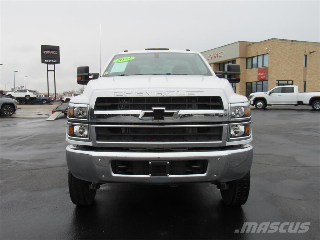 Chevrolet C5500 Chassis Cab trucks