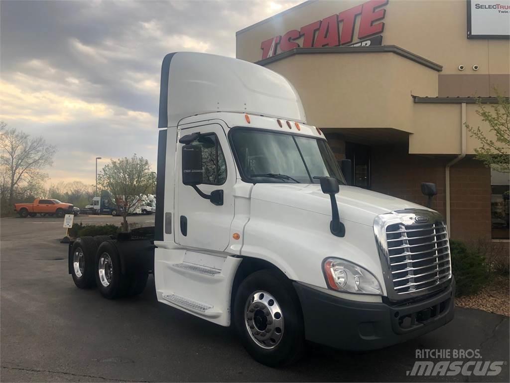 Freightliner Cascadia Tractor Units