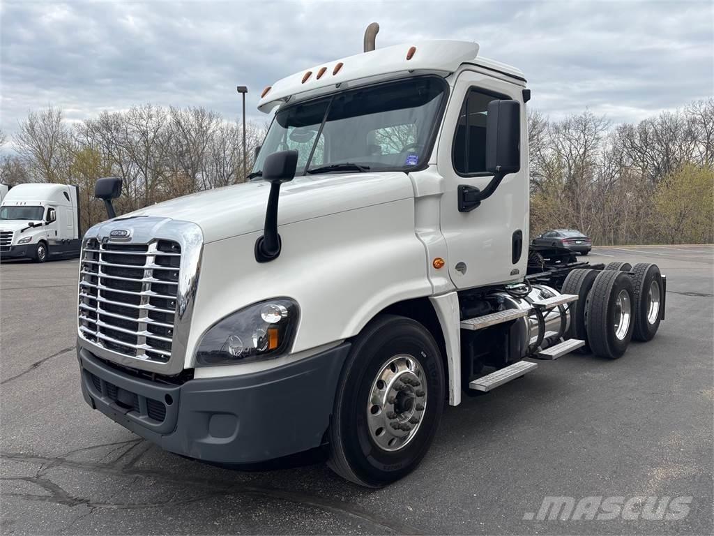 Freightliner Cascadia Tractor Units
