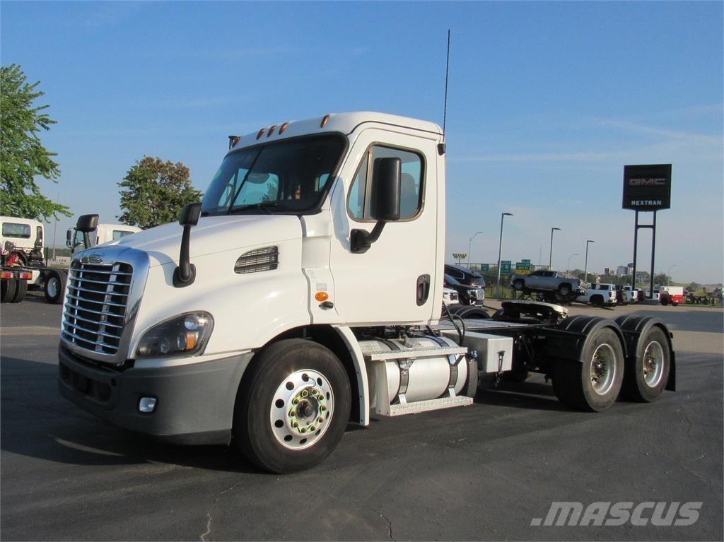 Freightliner Cascadia Tractor Units