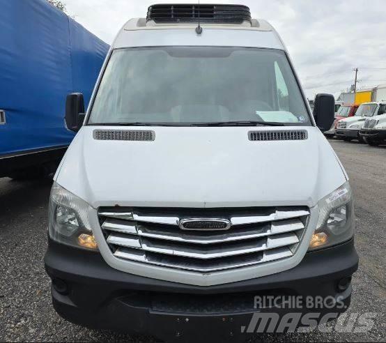 Freightliner sprinter Box body trucks
