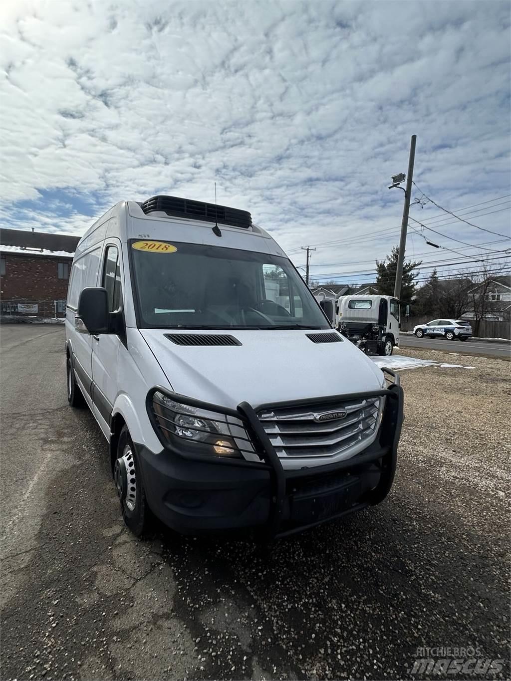 Freightliner sprinter Box body trucks