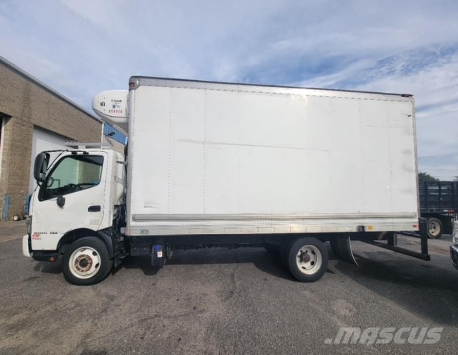 Hino 195 Box body trucks