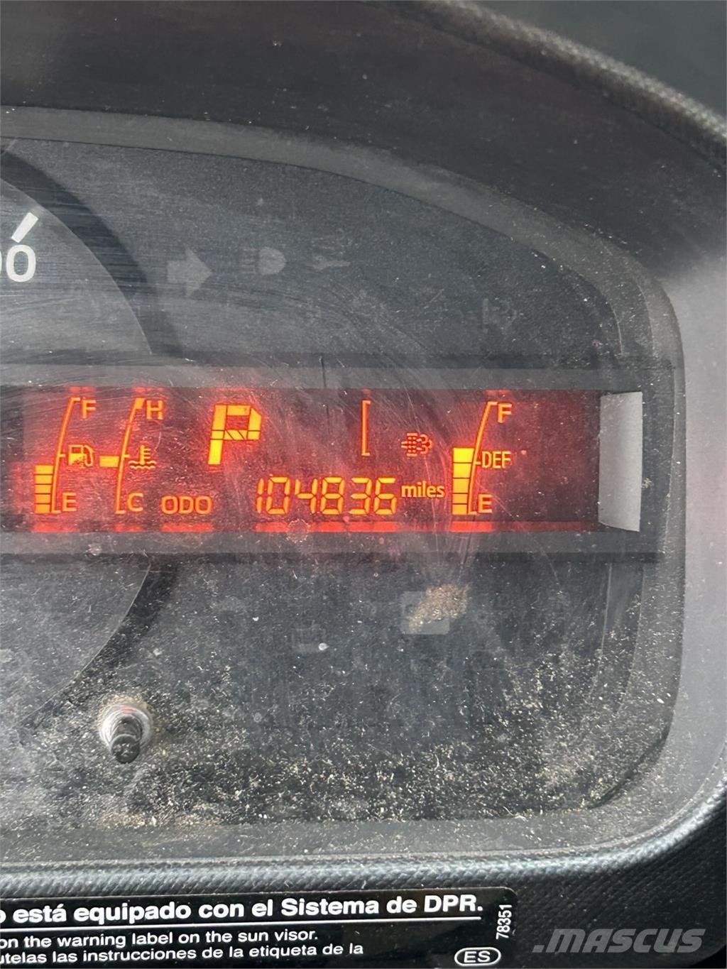 Hino 195 Box body trucks