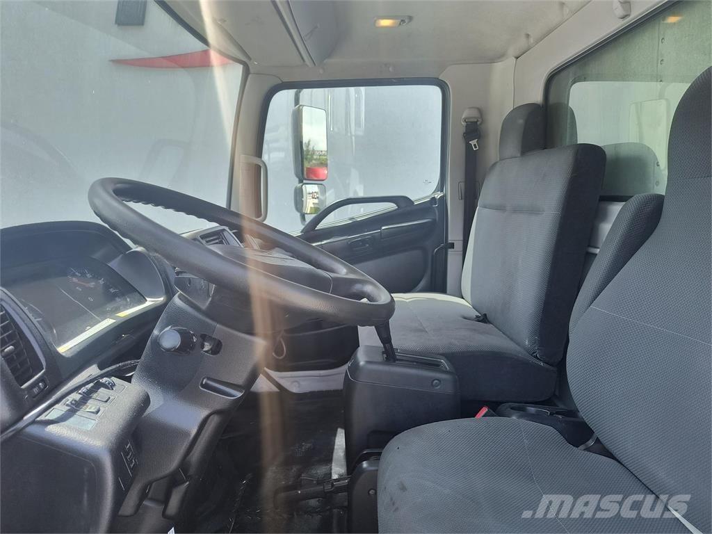 Hino 268 Box body trucks
