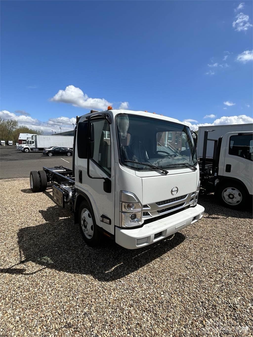 Hino S5 Box body trucks
