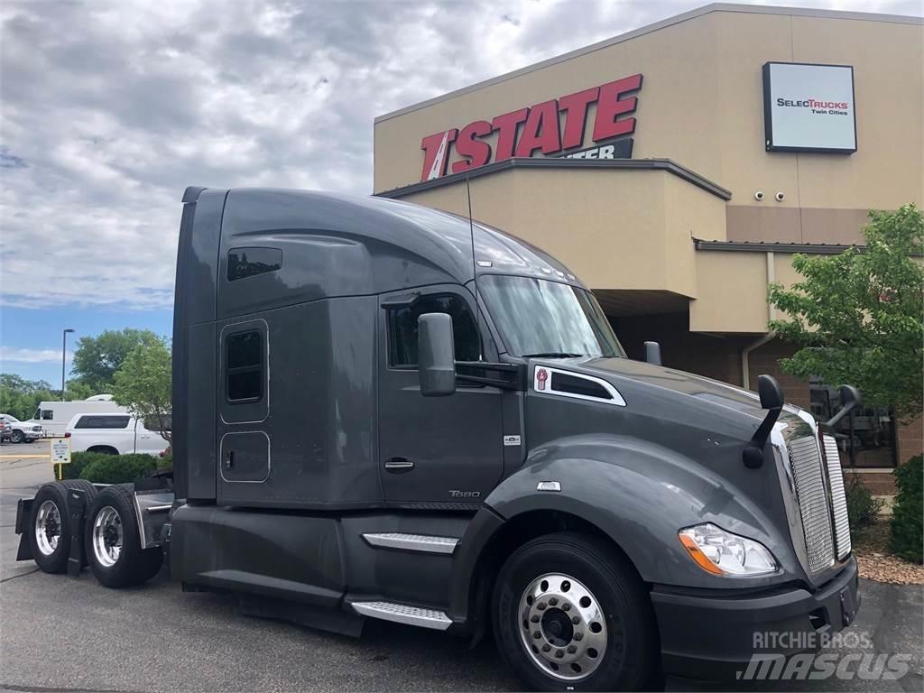 Kenworth T680 Tractor Units