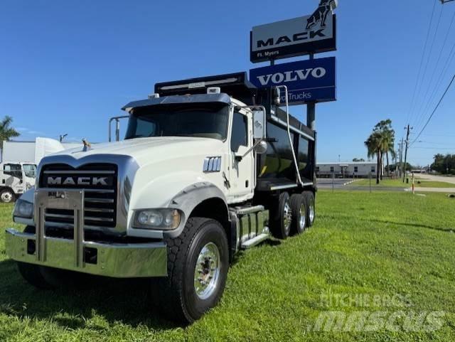 Mack GU713 Tractor Units