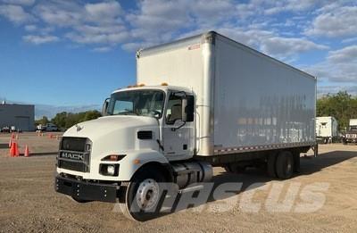 Mack MD642 Box body trucks